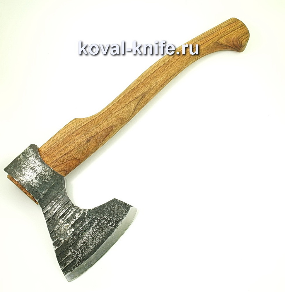 Hand ax forged from steel 9xx with a handle made of walnut A433