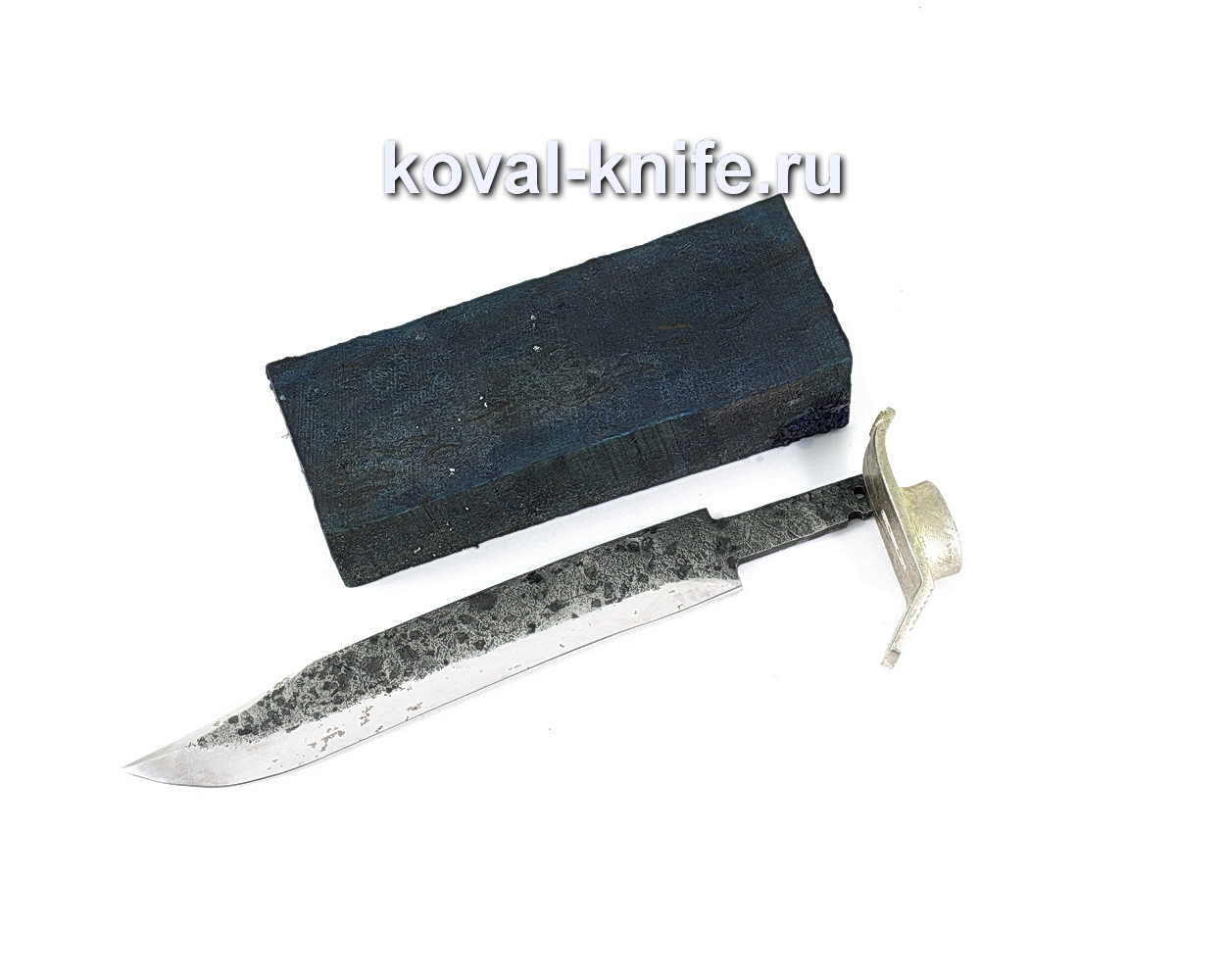 Set for knife НР-40 8 (blade forged 9ХС 3,5mm, casting 1 pc., Hornbeam block)